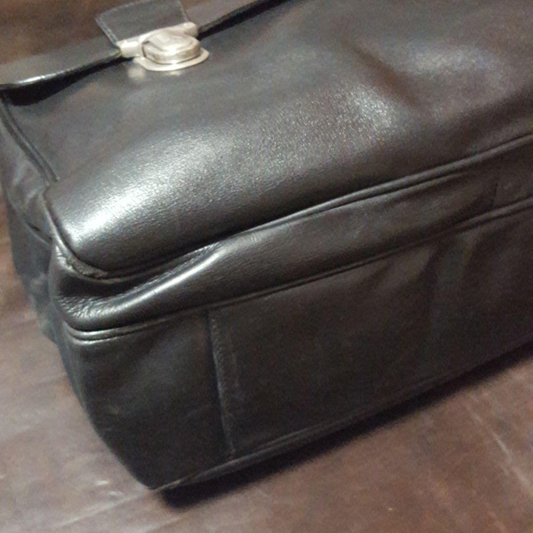 PRADA　ブリーフバック