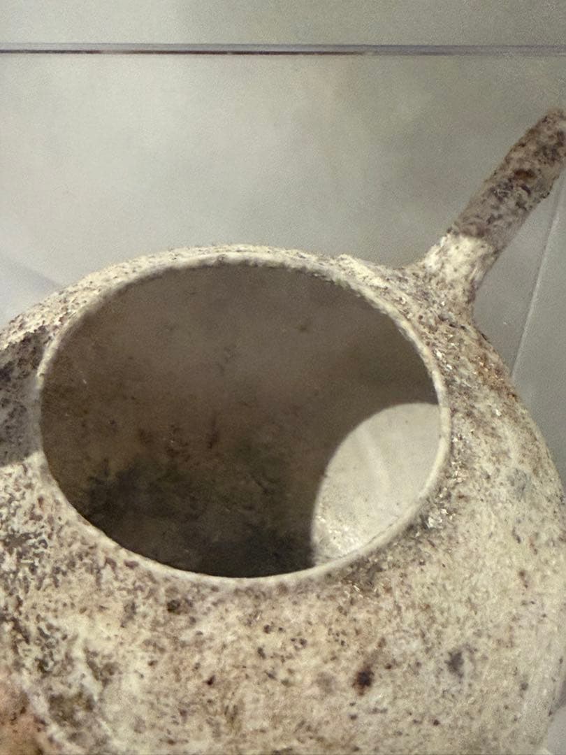 専用ケース付　作家もの　月面の様な陶磁器の茶道具　酒器　蓋の無い注器