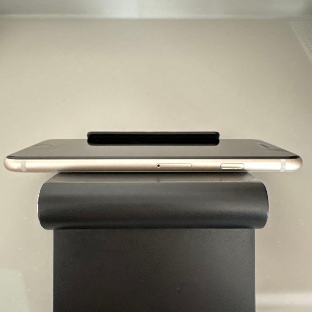 iPhone SE (第3世代)ホワイト64GB 箱・ケーブル付き　SIMフリー