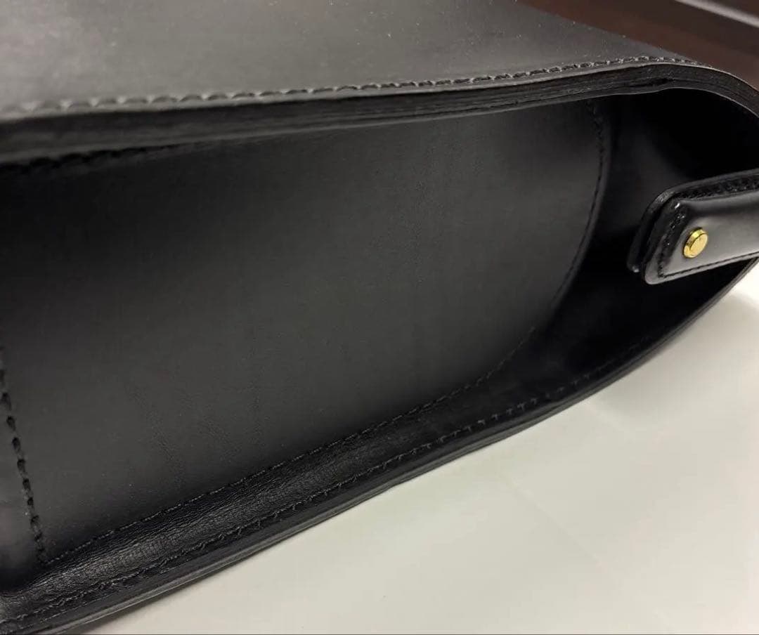 ヘルツ　ダレスバッグ・ワイドマチタイプ