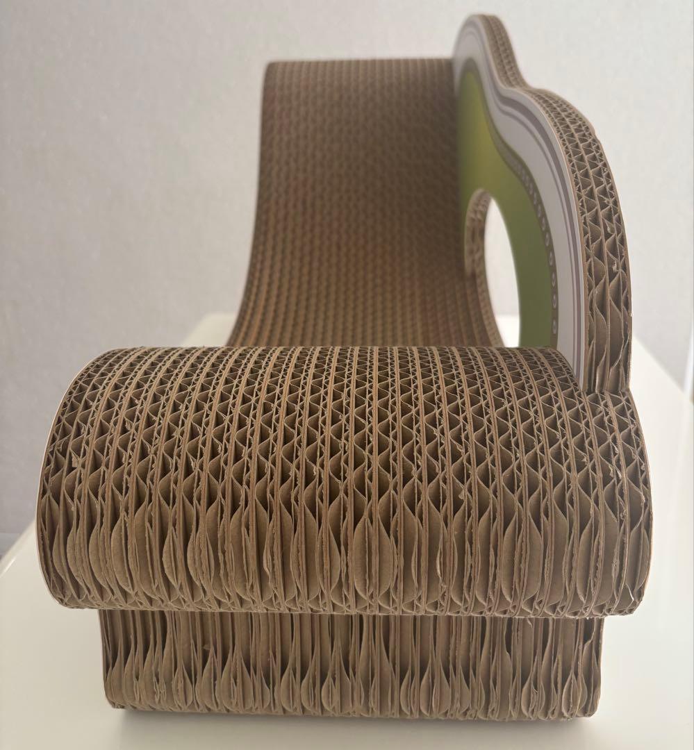 カリカリーナ　猫用爪とぎ