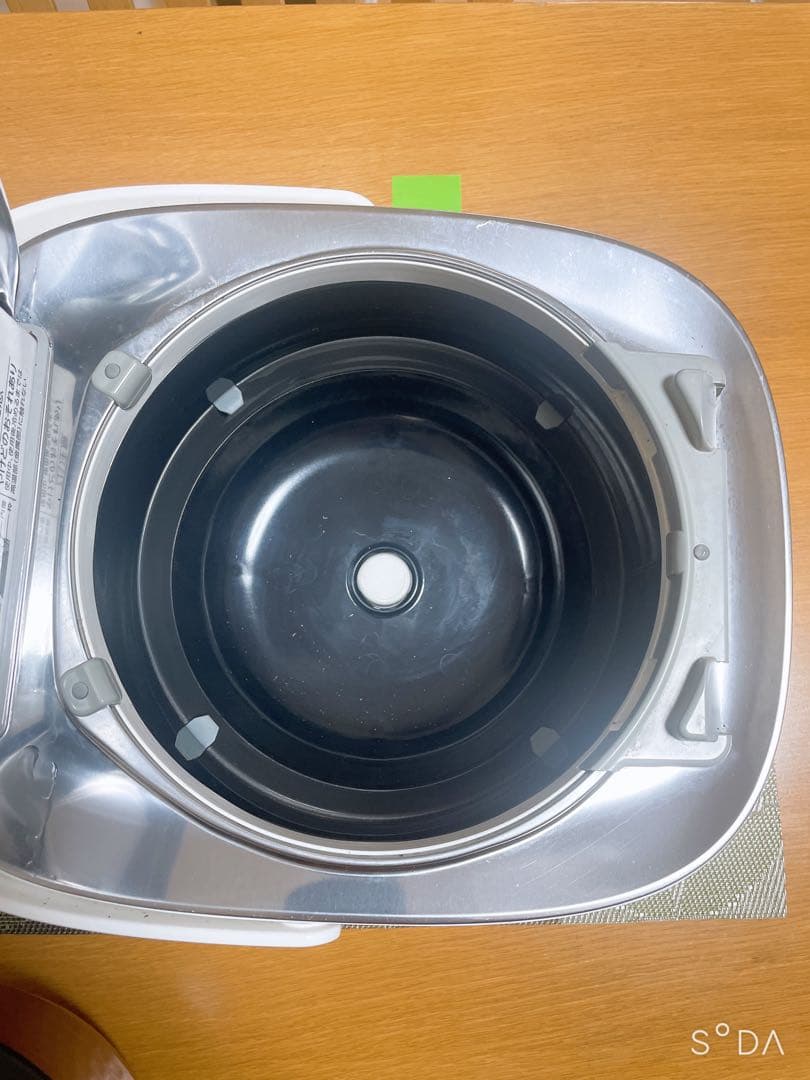 TOSHIBA 東芝 真空圧力IH炊飯ジャー 炊飯器 炎匠炊き　RC-10VSR