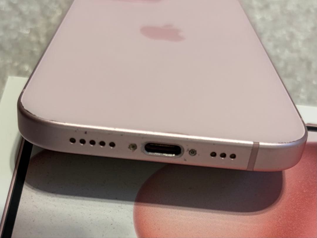 iphone 15 本体