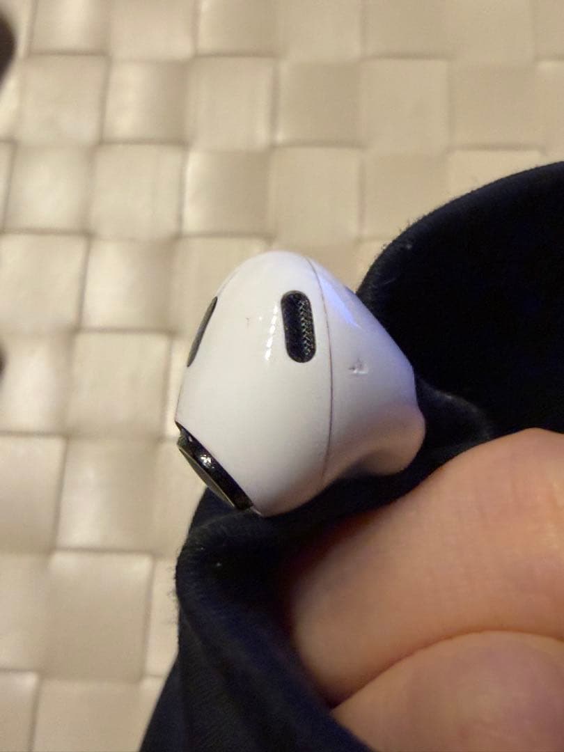 AirPods pro 第2世代 Apple Lightning 完動品 箱あり