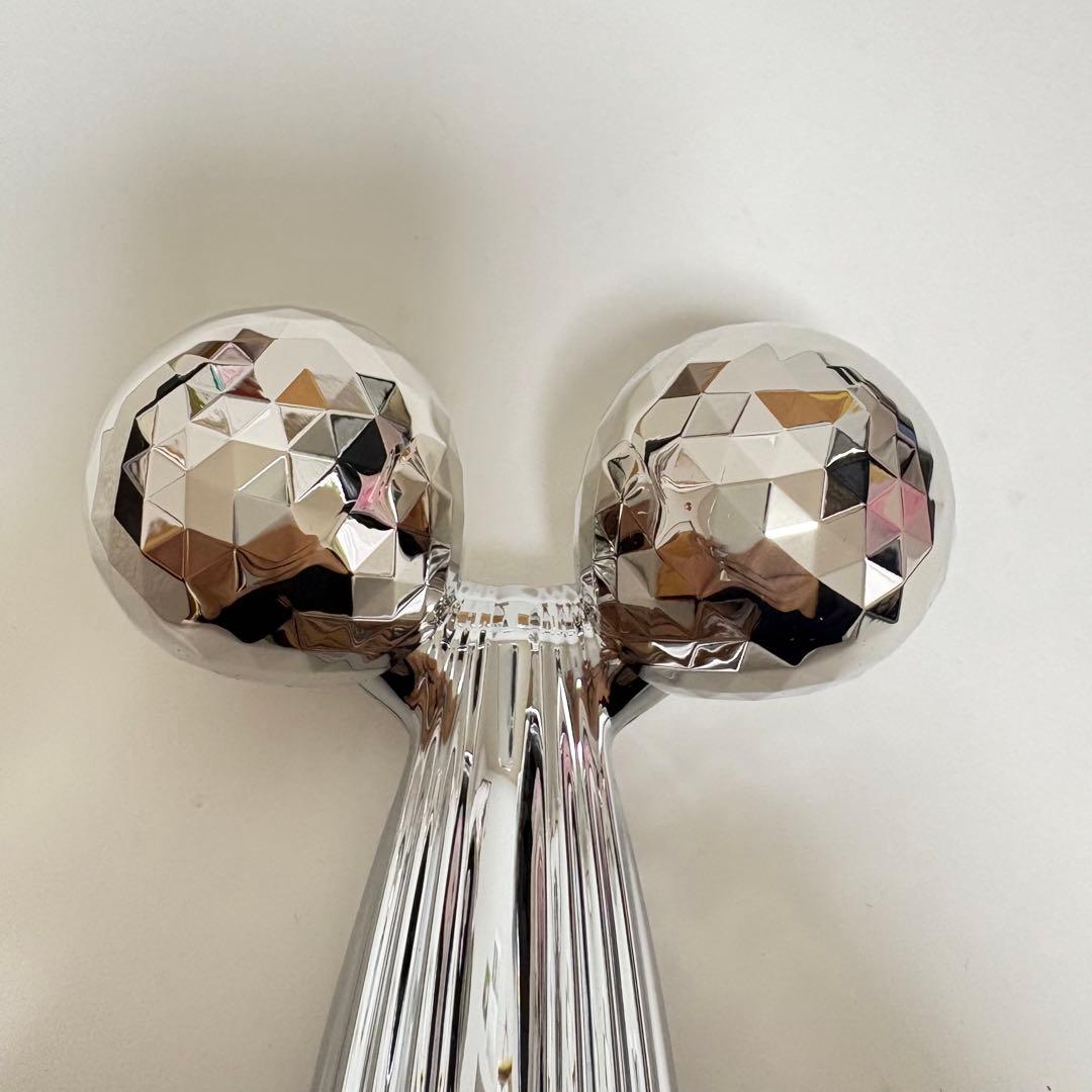 【新品未使用】リファ　カラットレイ　美顔器ローラー　ダイアナコラボ 箱付き✨️