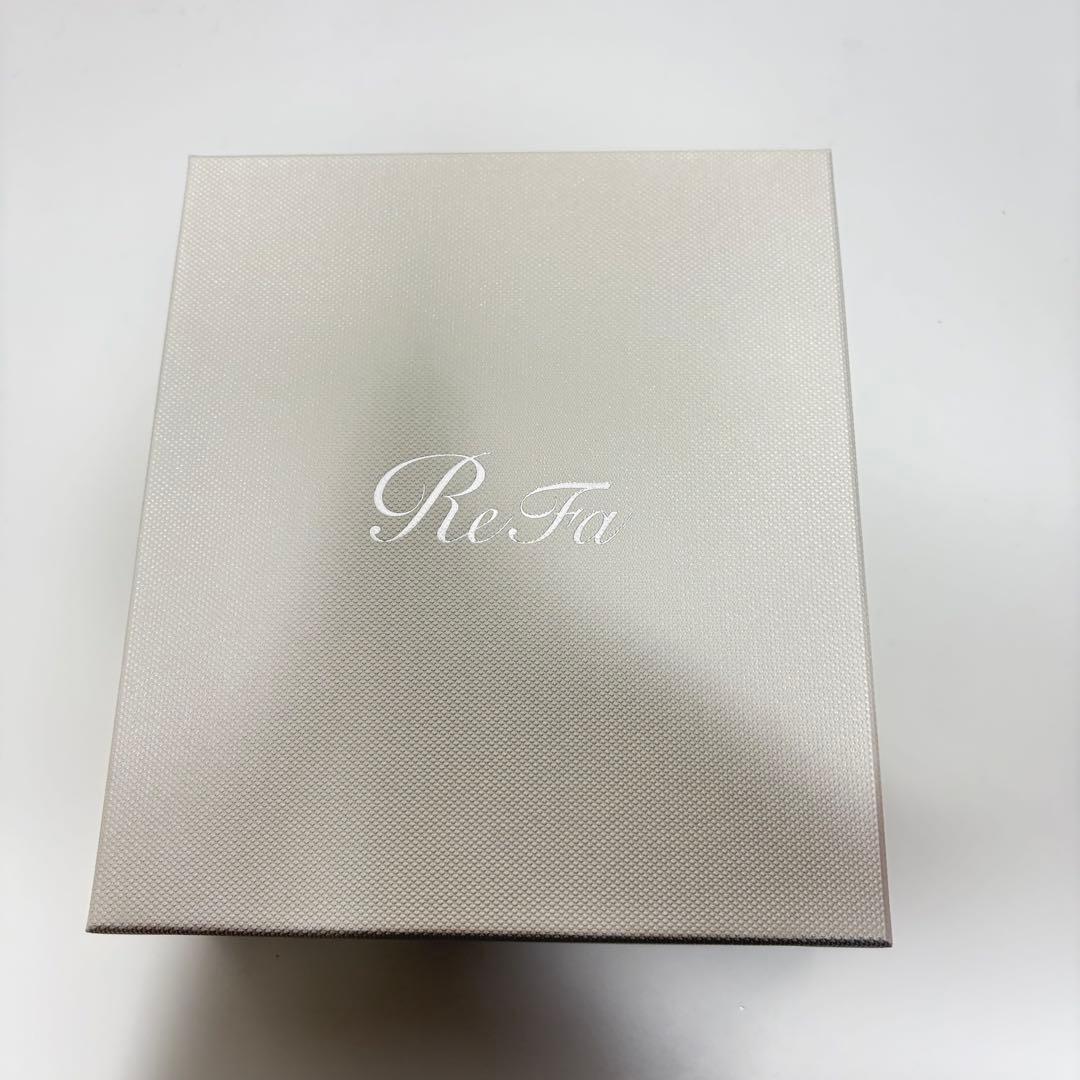 【新品未使用】リファ　カラットレイ　美顔器ローラー　ダイアナコラボ 箱付き✨️