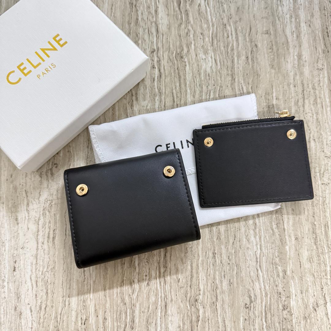 美品ノベルティ　三つ折財布