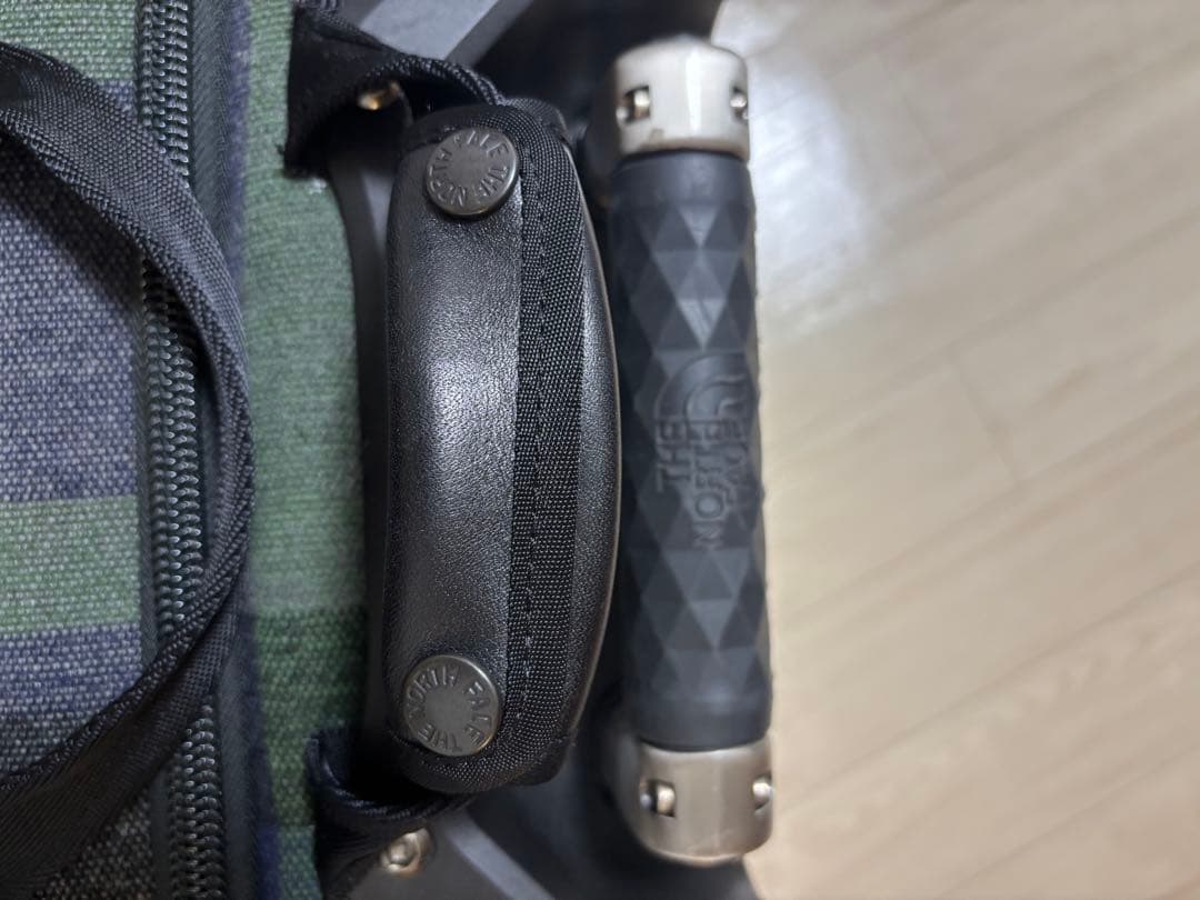 ノースフェイス　キャリーケース