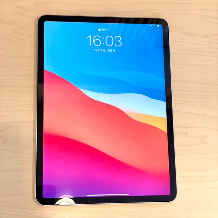 【美品】iPad Pro 2018 64GB シルバー キーボード・マウス付き