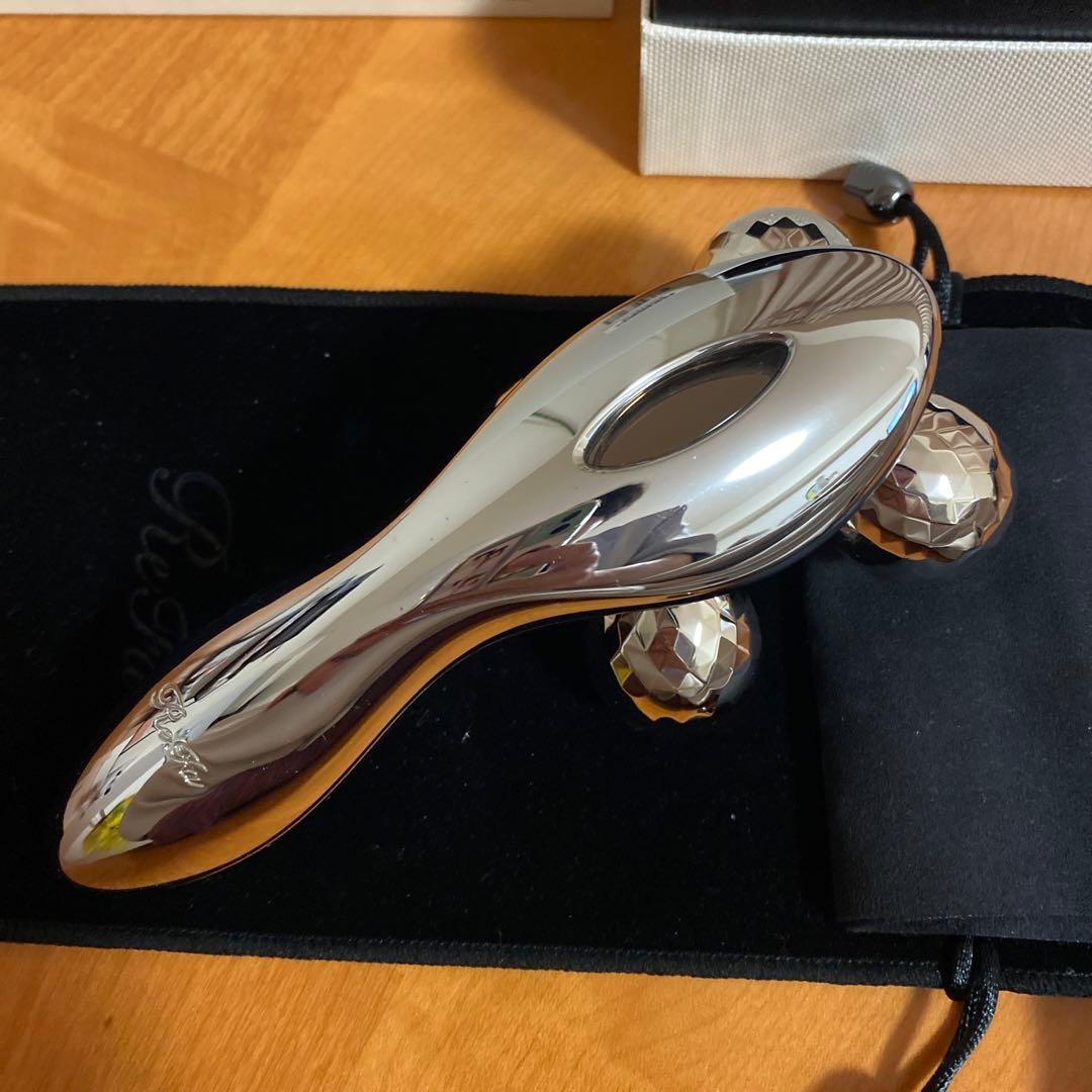 ReFa 美顔ローラーとカッサのセット