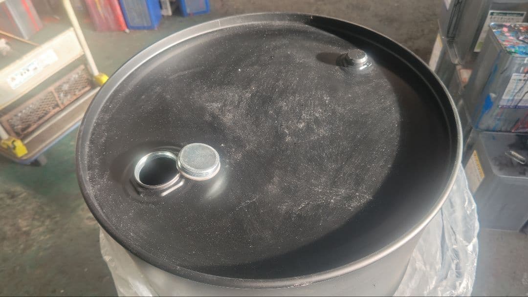 「世界に一つだけのドラム缶」リメイク作品 マットブラックテーブル