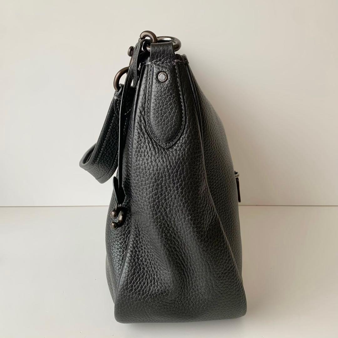 【COACH】コーチ　ケリー　ショルダーバッグ　ハンドバッグ　ブラック　黒　新品