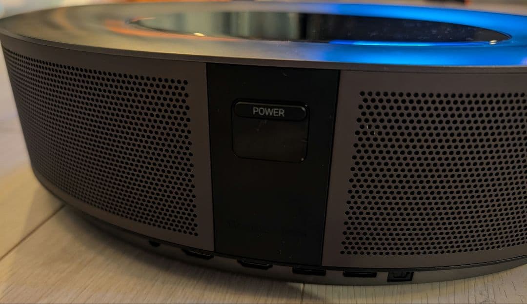 Nebula Cosmos 本体、リモコンあり