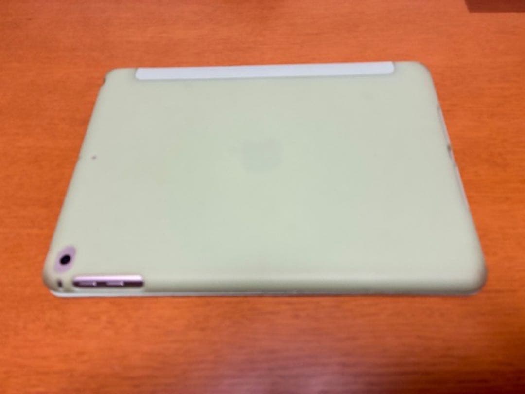 iPad 第6世代 128GB （A10）Wi-Fi モデル 美品 動作確認済