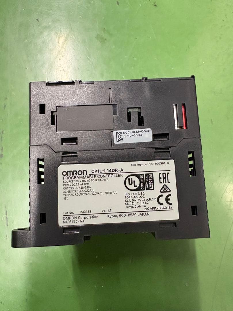 【最終値下げ】オムロン OMRON CP1L-L14DR-A