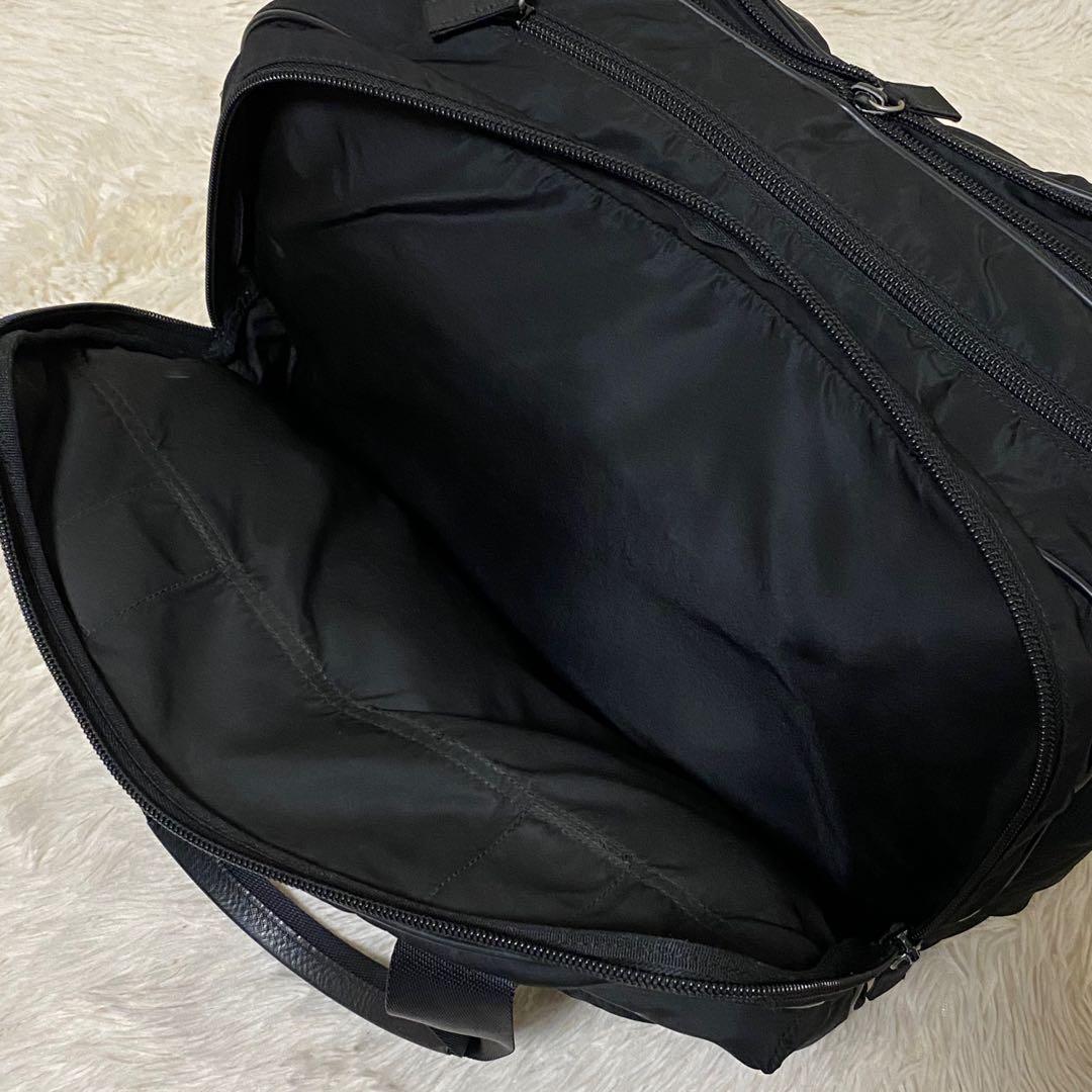 PRADA エクスパンダブル ナイロン ブリーフケース ビジネス バッグ 黒