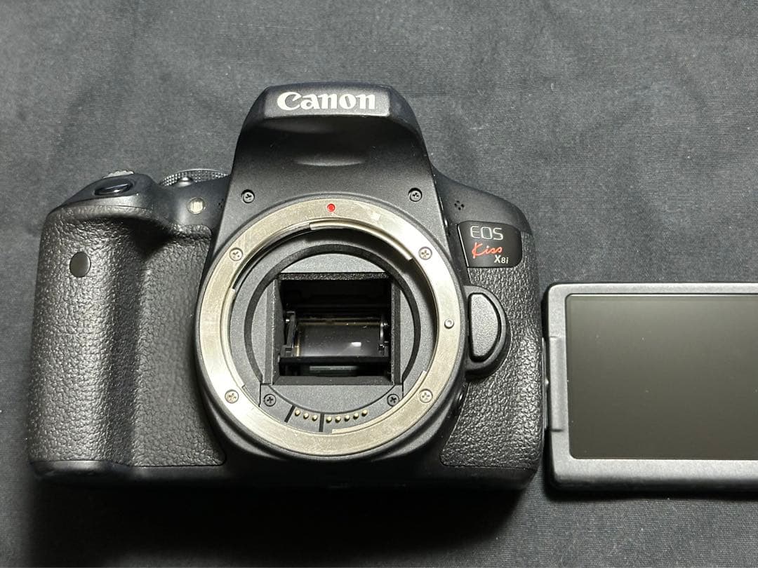Canon EOS Kiss X8i ダブルズームレンズキット