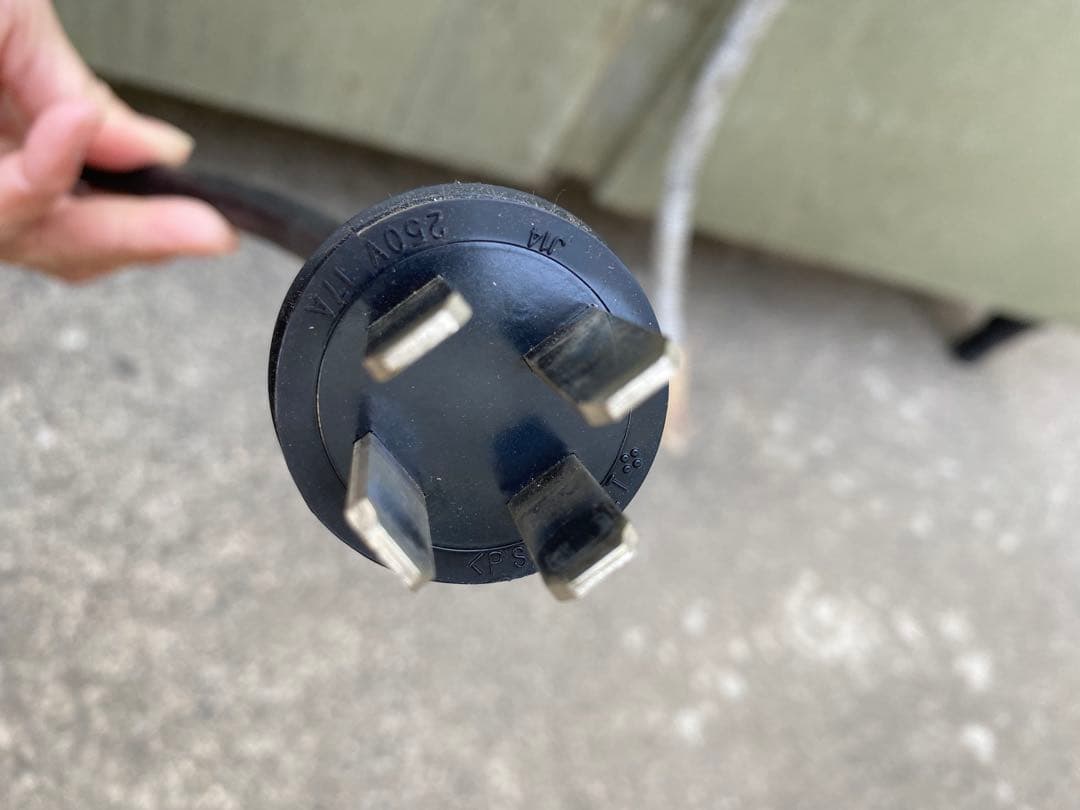 【希少】大和冷機　リーチイン冷蔵ショーケース　403YKP-EC 2009年製