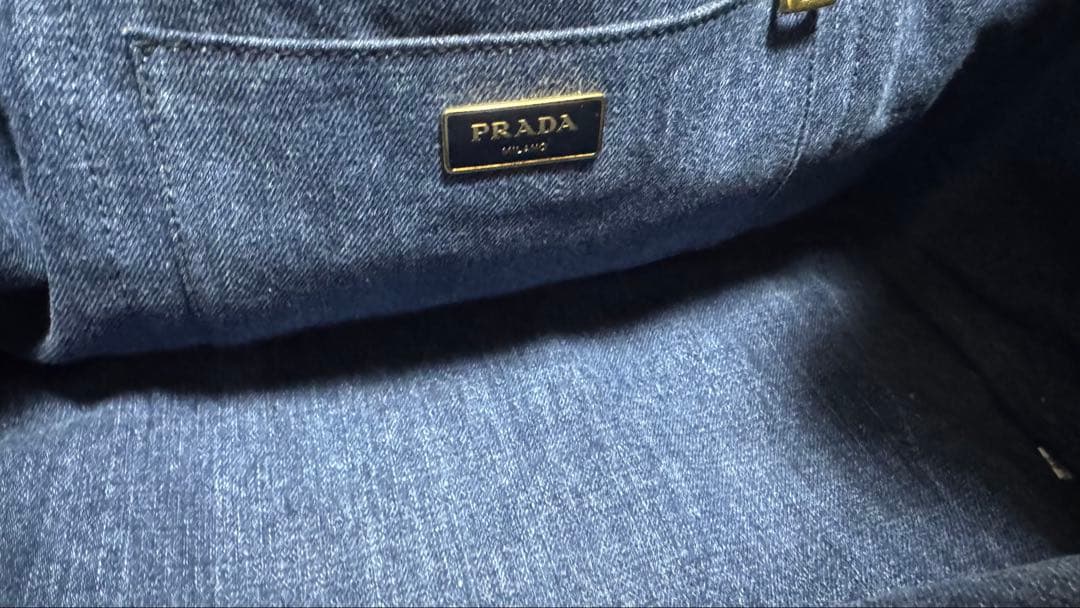 PRADA-プラダ　トートバック