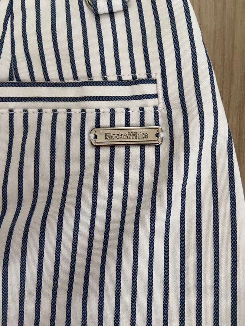 【新品未使用】Black&White スカート