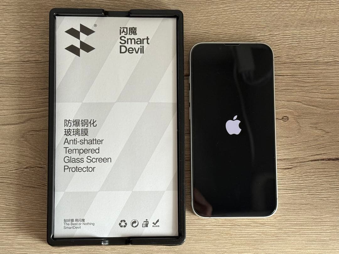 iPhone 16e 128GB ホワイト 物理SIM 2枚