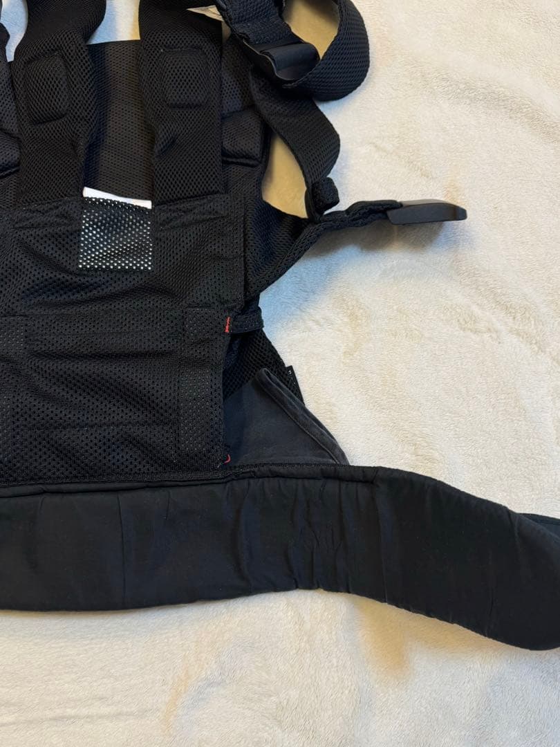 ⚠︎まあ　極美品✴︎除菌済み BABYBJÖRN ベビージョルン ワンカイエア