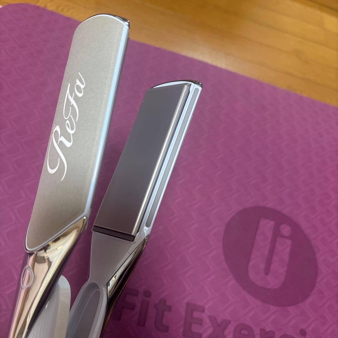 ReFa ストレートヘアアイロンプロシルバーRE-BS