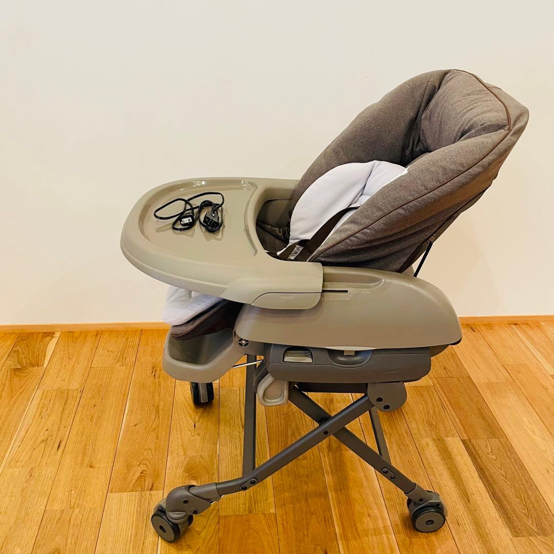 美品 コンビ ネムリラ　AT オートスイング　シンプライト　トイザらス限定モデル