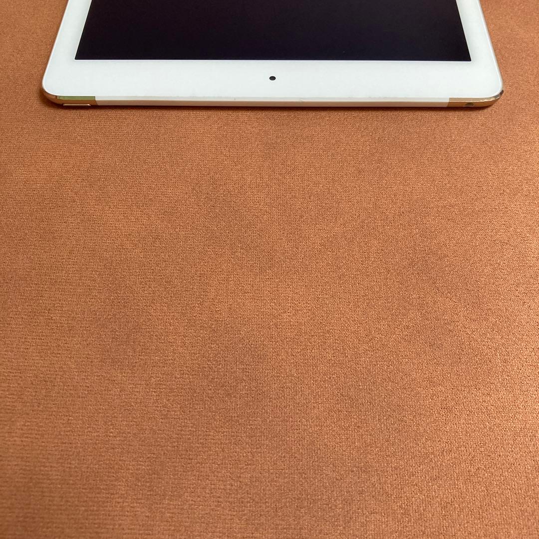 106 iPad Air2 第2世代 32GB au
