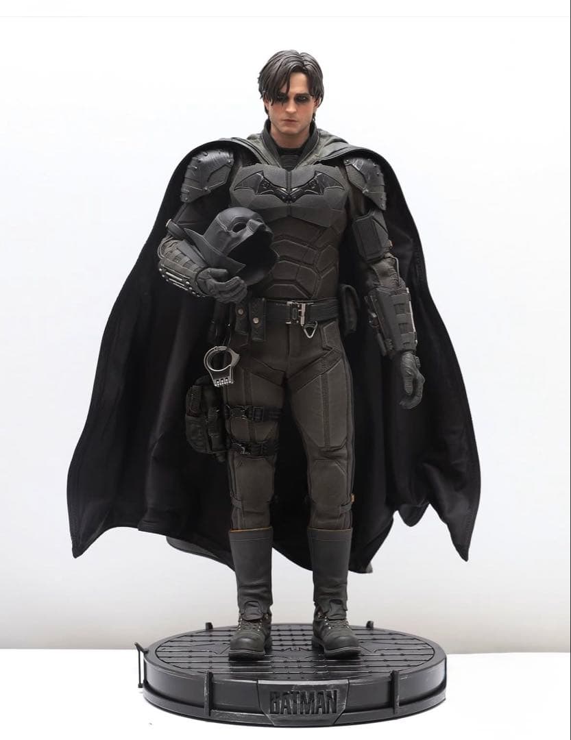 【美品】INART バットマン 1/6 フィギュア 通常版