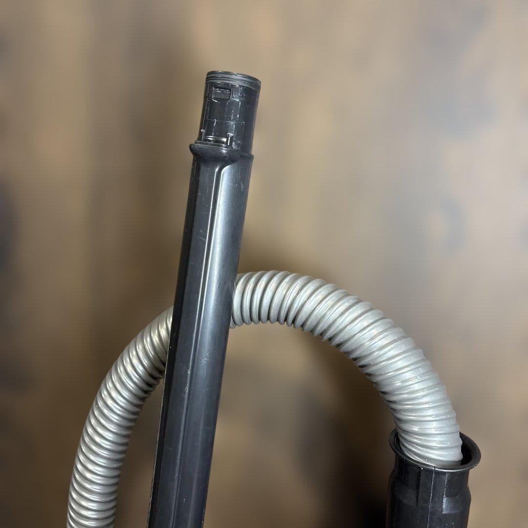 TOSHIBA 東芝 VC-PH65A-W 2022年製 紙パック式掃除機