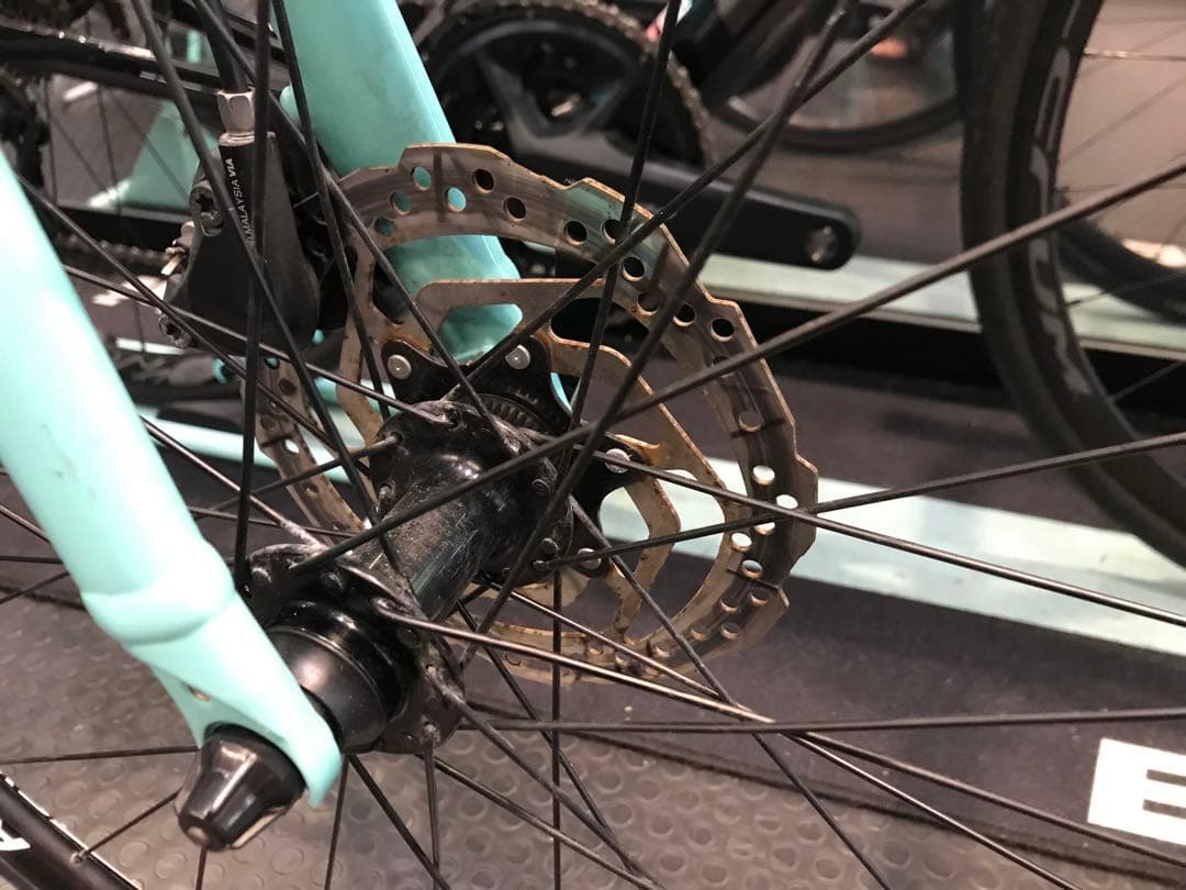 2021年モデル　ビアンキ　クロスバイクROMA3 SHIMANO