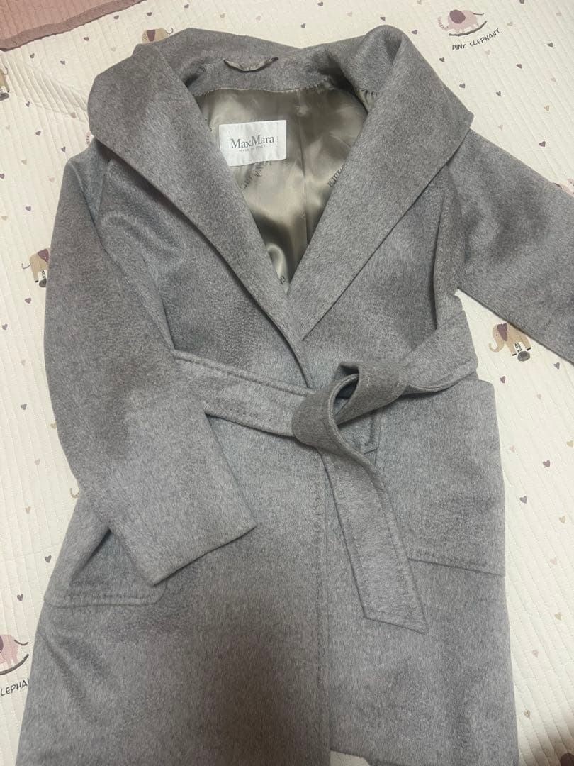MaxMara カシミヤコートベルト付き