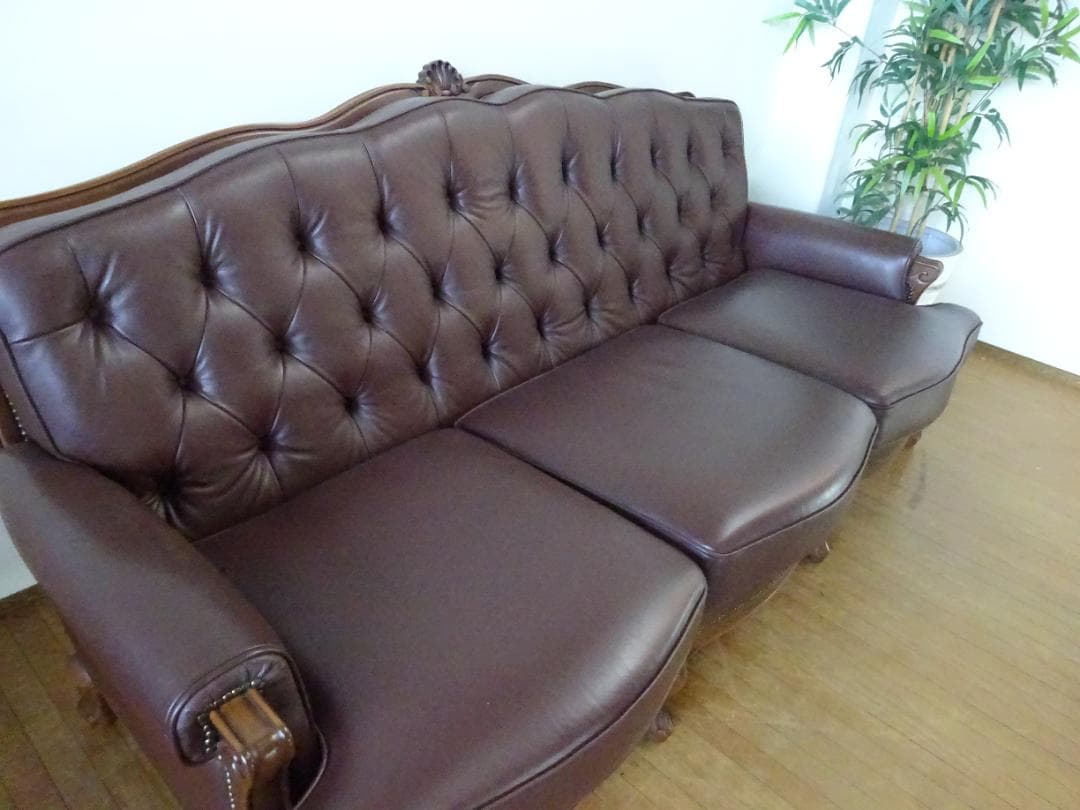 澤村　カリモク　　本革　鋲打ち　猫脚　トリプルソファ　3Pソファ　美品　②