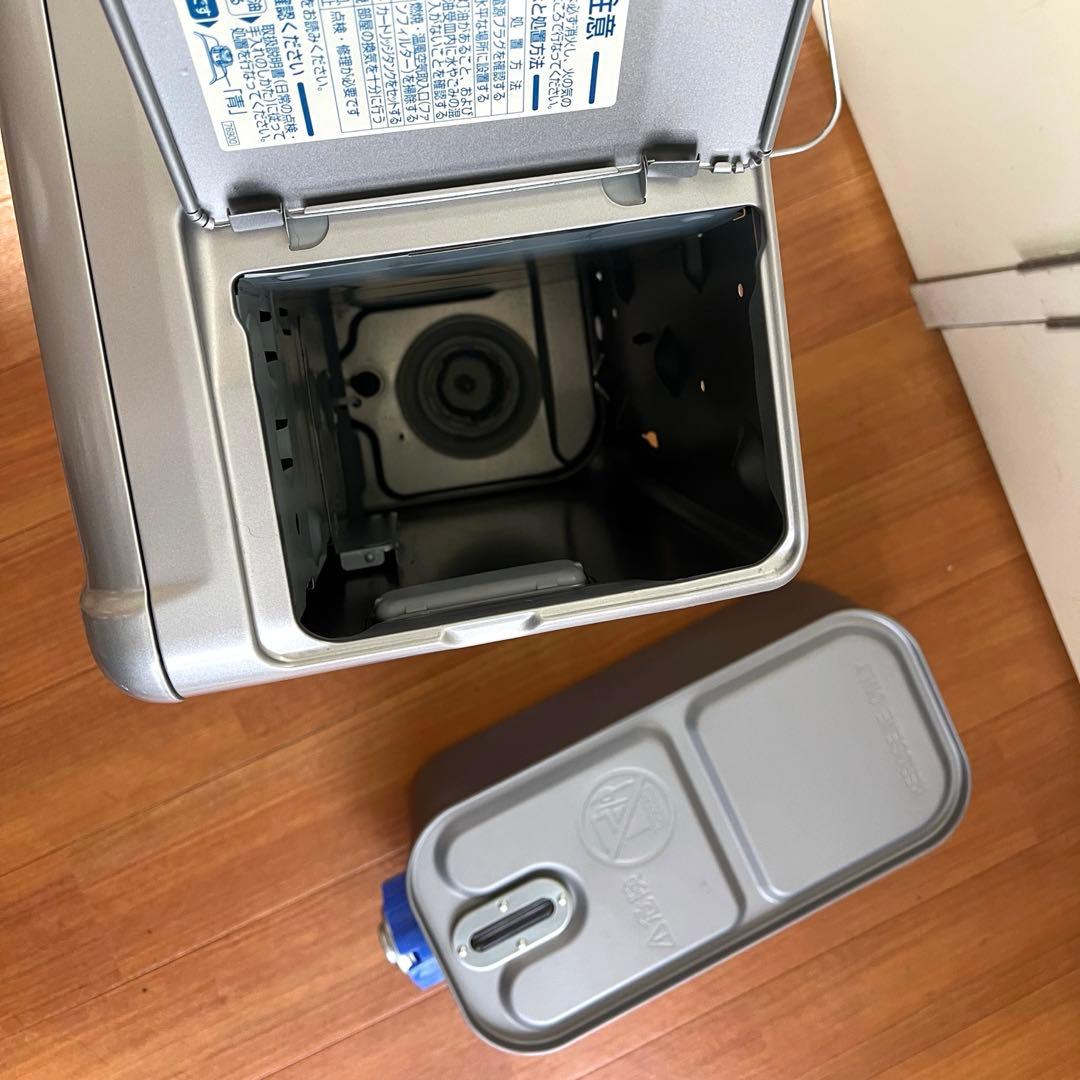 22年製　ダイニチ　9-12畳　石油ファンヒーター