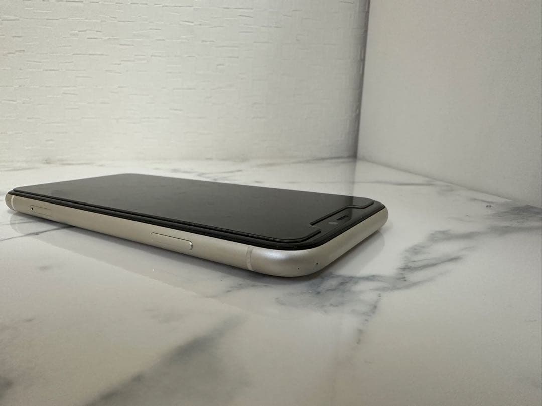 iPhone11本体(ホワイト)