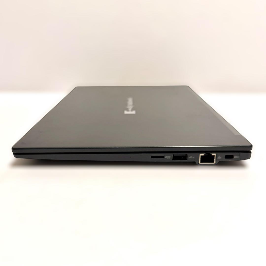 美品 dynabook G83/KW 2023年製 バッテリー最大容量91%