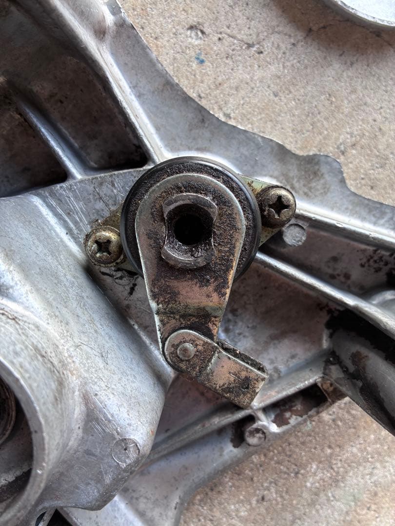 Z1 スプロケットカバー　初期