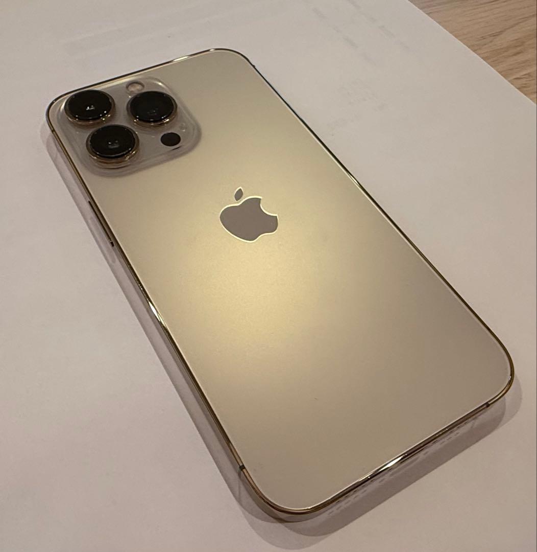 Apple iPhone 13 Pro ゴールド　256GB 箱とケーブルあり