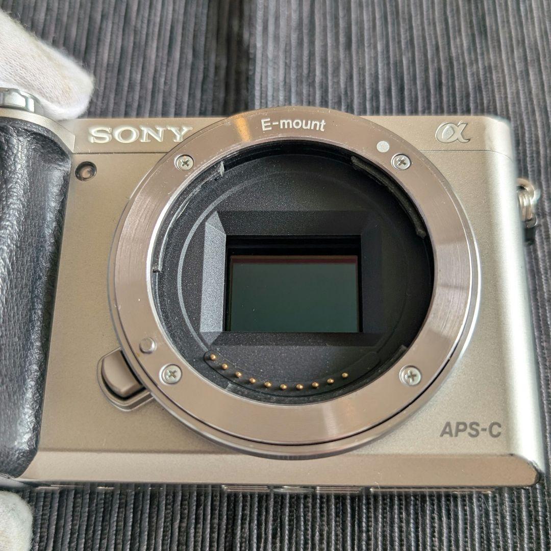 SONY ミラーレス一眼 α6000 ズームレンズキット