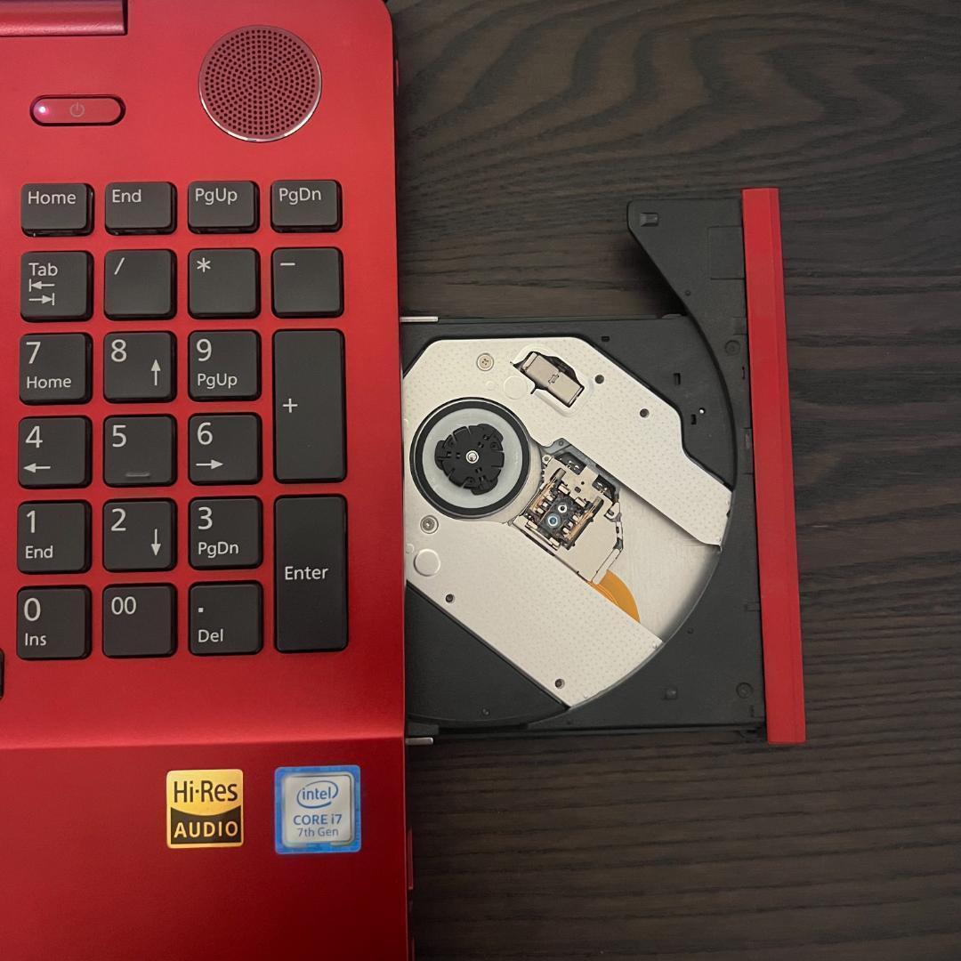 富士通 LIFEBOOK✨新品SSD256GB☆メモリ8GB☆Core i7