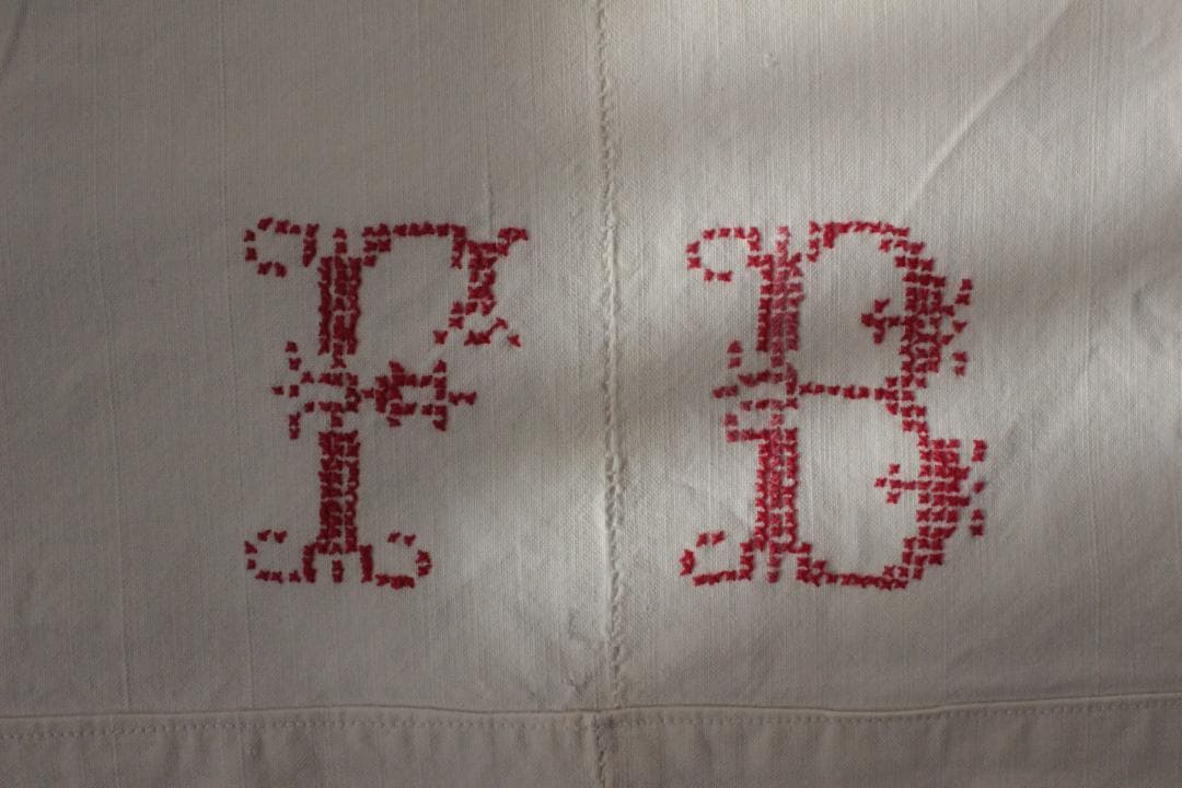 フランスアンティークイニシャル“FB”シーツモノグラム刺繍