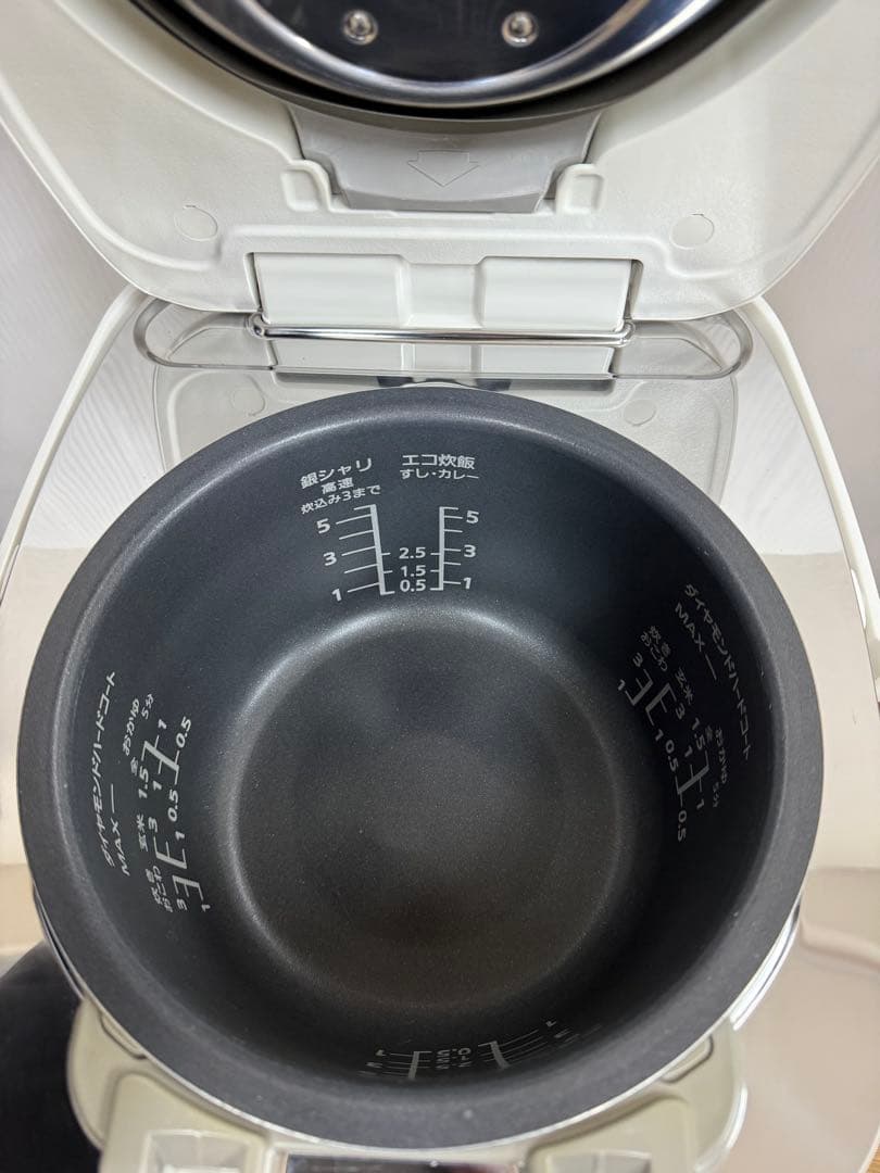 Panasonic 可変圧力IHジャー炊飯器 SR-PB109