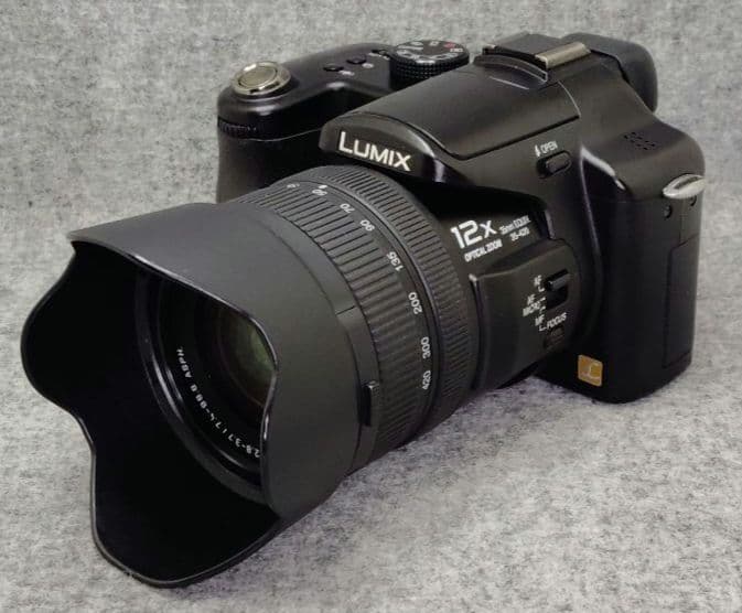 Panasonic LUMIX DMC-FZ50 デジタルカメラ