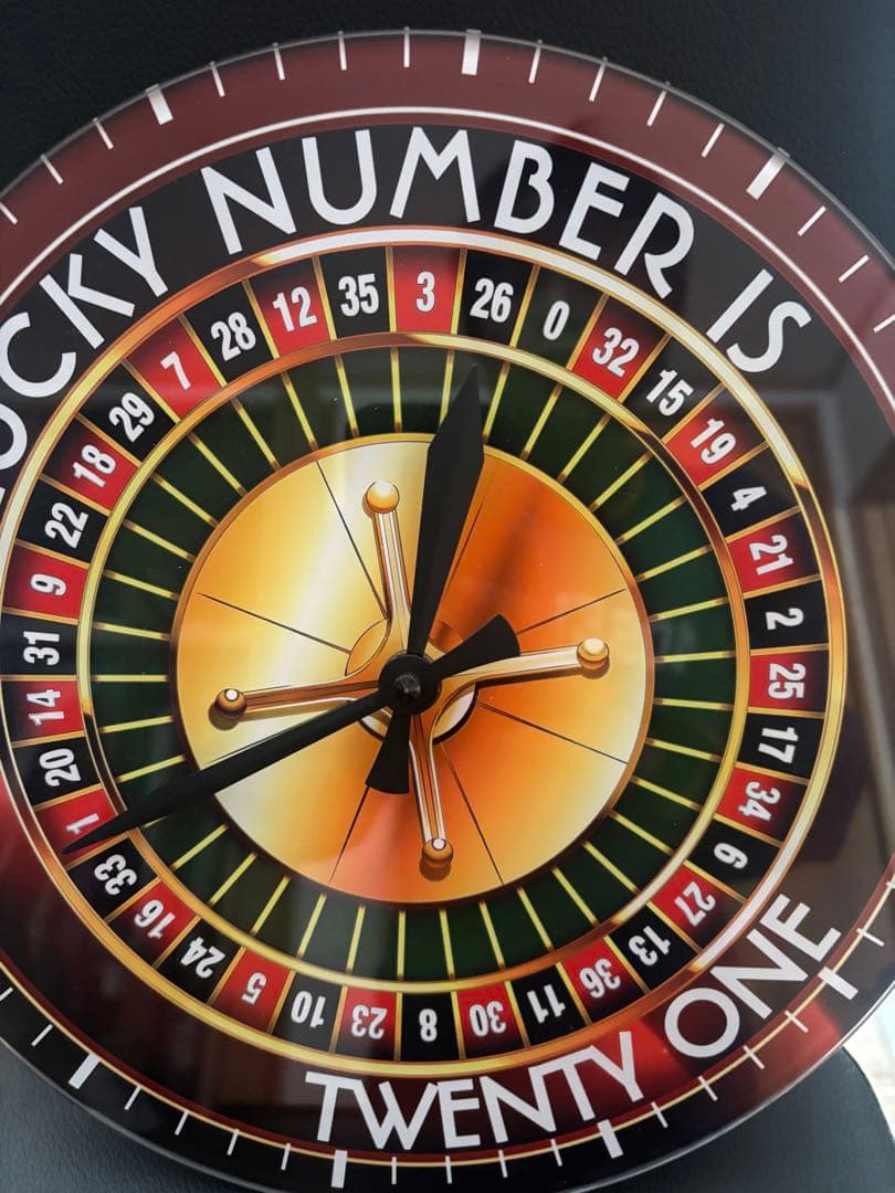 ルーレットデザイン 時計 ラッキーナンバー21