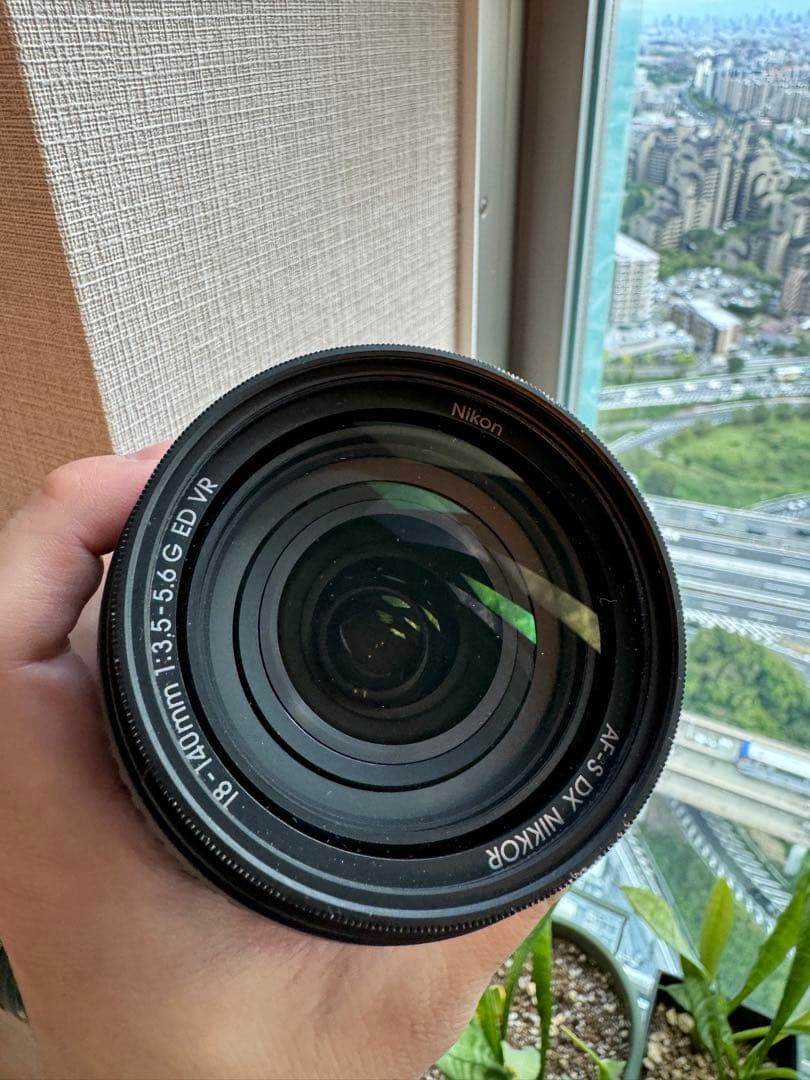 Nikon 18-140mm ズームレンズ VR DX