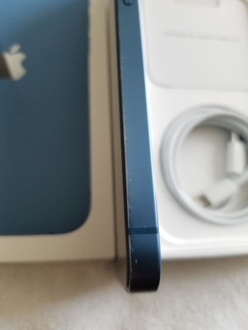 Apple iPhone 13 512GB 青 本体