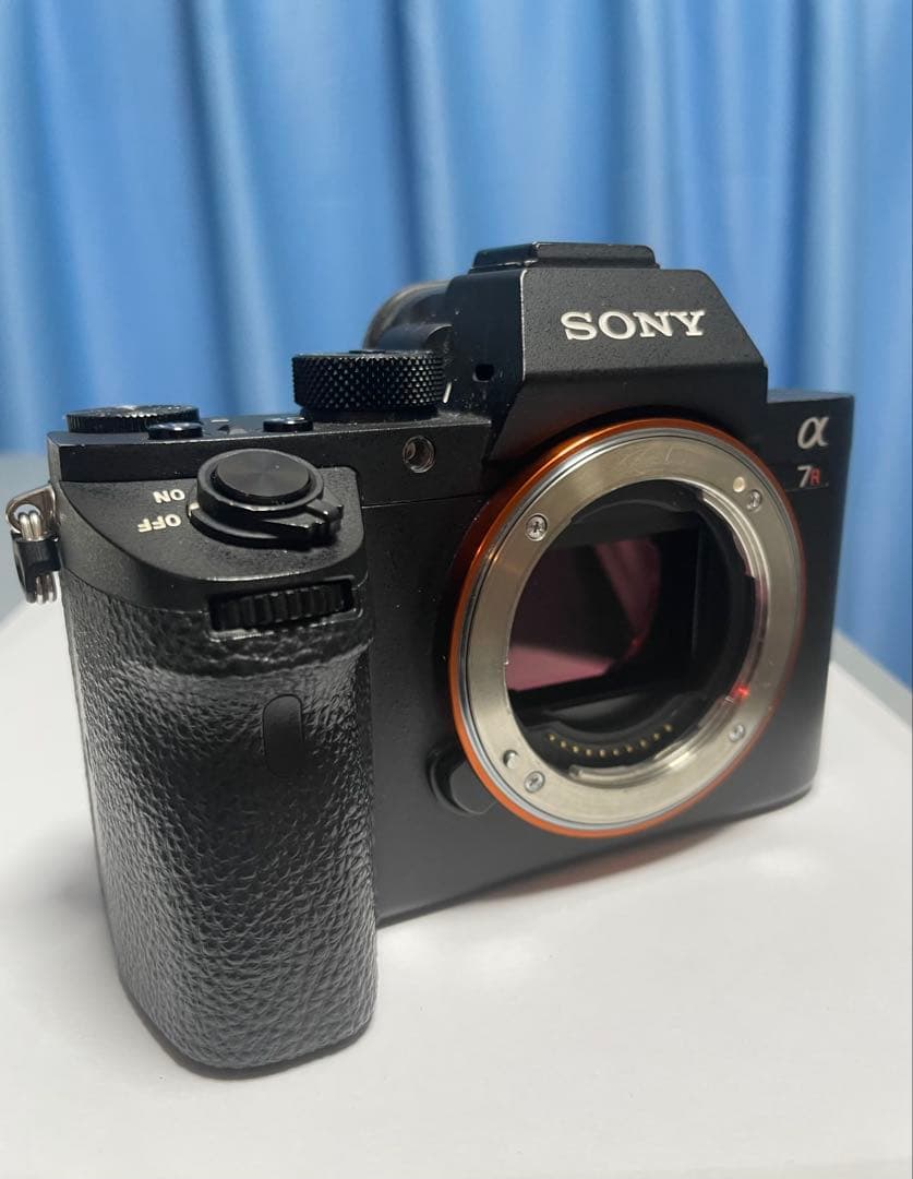 SONY α7ＲⅡ ミラーレスカメラ 本体　ブラック