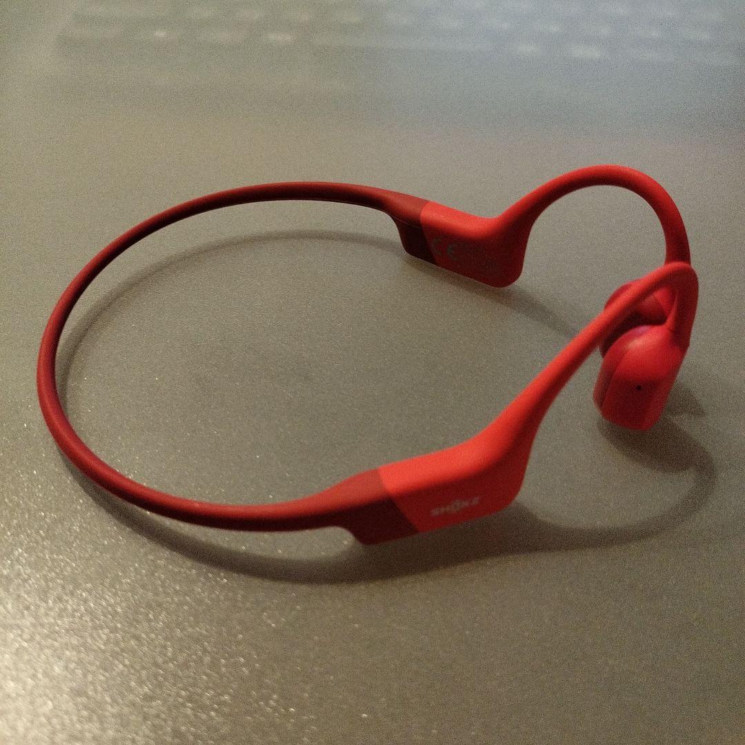 SHOKZ OPENRUN 骨伝導イヤホン レッド　使用時間30分　使用1回美品