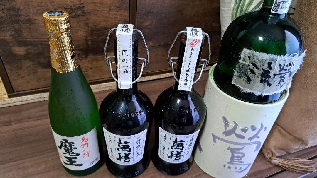 万膳酒造 萬膳 流鶯 黒麹 ＊箱付 720ml 芋焼酎 ４本セット プレミア焼酎